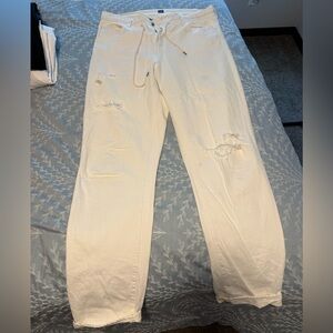 Gap White Distressed Size 14/32 Tall jeans